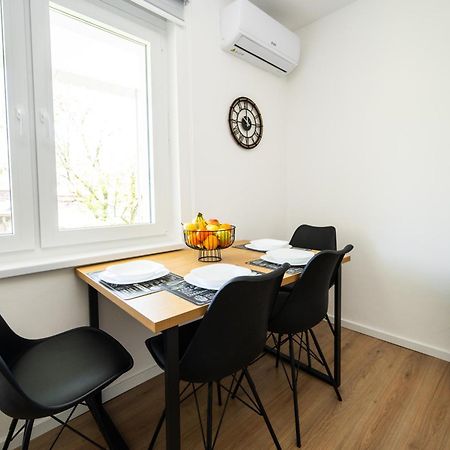 Bright 2Bdr Apartment With Balcony - Free Parking Saraievo Exterior foto